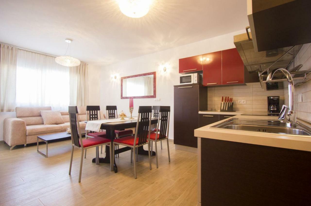 Paradise Lux Trogir Exterior foto