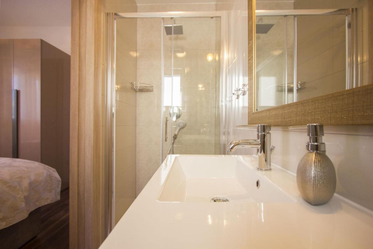 Paradise Lux Trogir Exterior foto